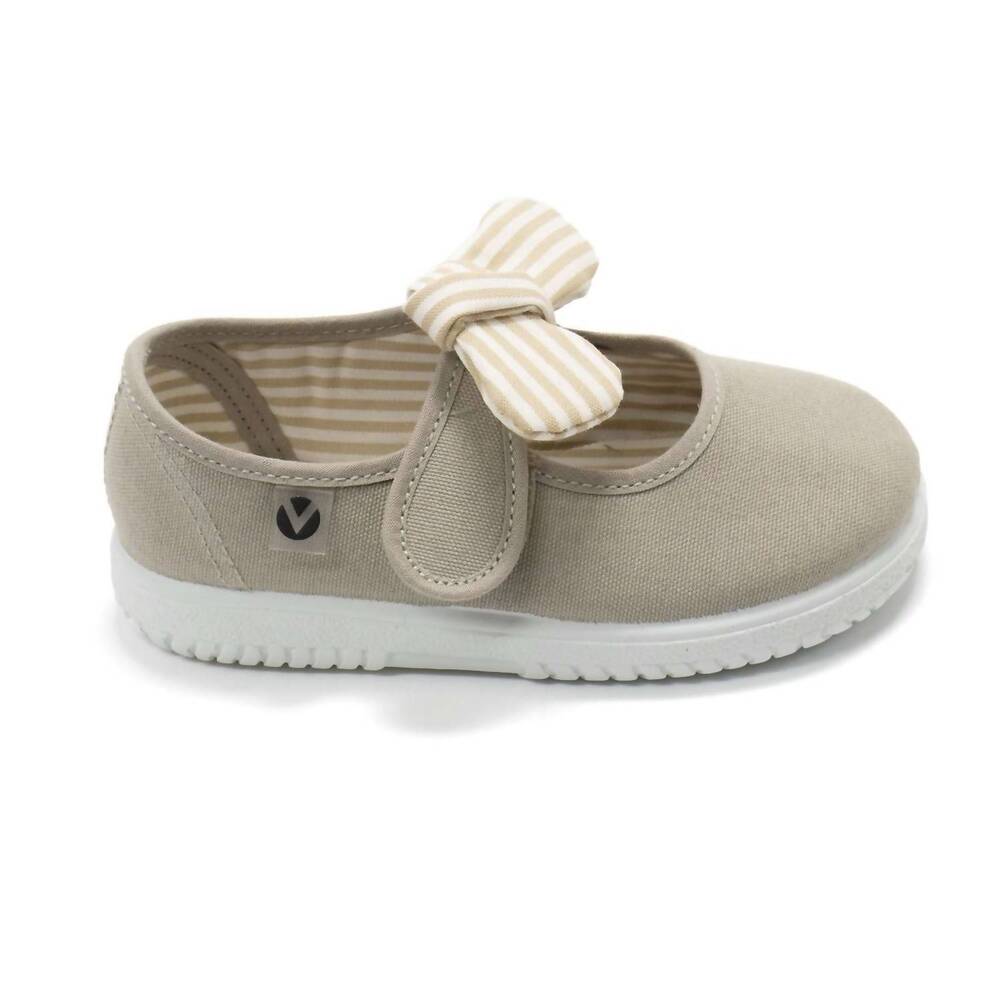 NEW VICTORIA girls' slip on canvas bow shoes in beige